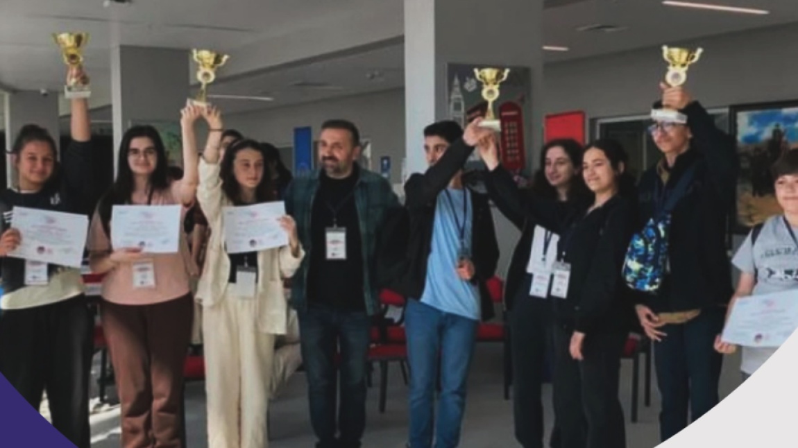 TED Atakent Koleji Akıl ve Zeka Oyunları Yarışması’nda öğrencilerimiz yine başarılarıyla göz doldurdu! 